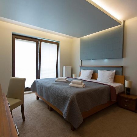 Willa Port Apartament Lilia オストルダ エクステリア 写真