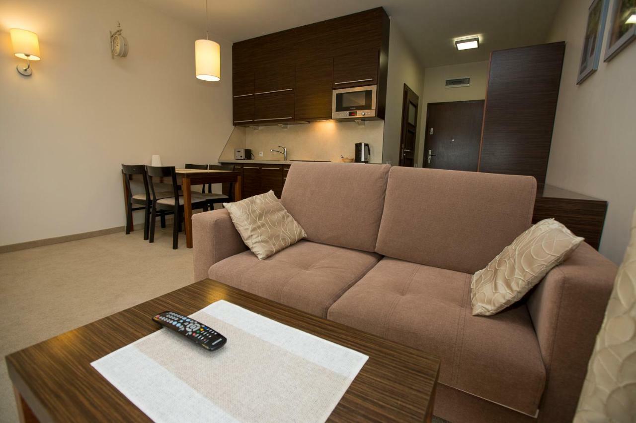 Willa Port Apartament Lilia オストルダ エクステリア 写真